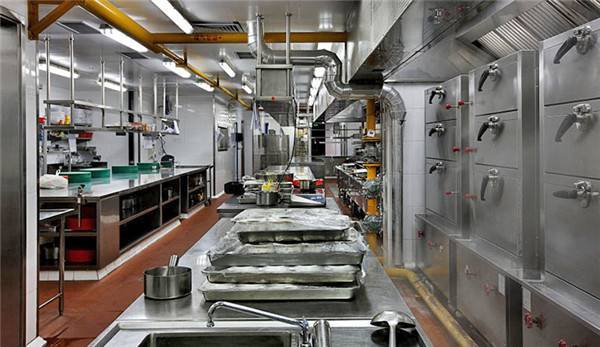 不锈钢厨房设备生产厂告诉你为什么中央厨房不是扩大版的餐厅后厨